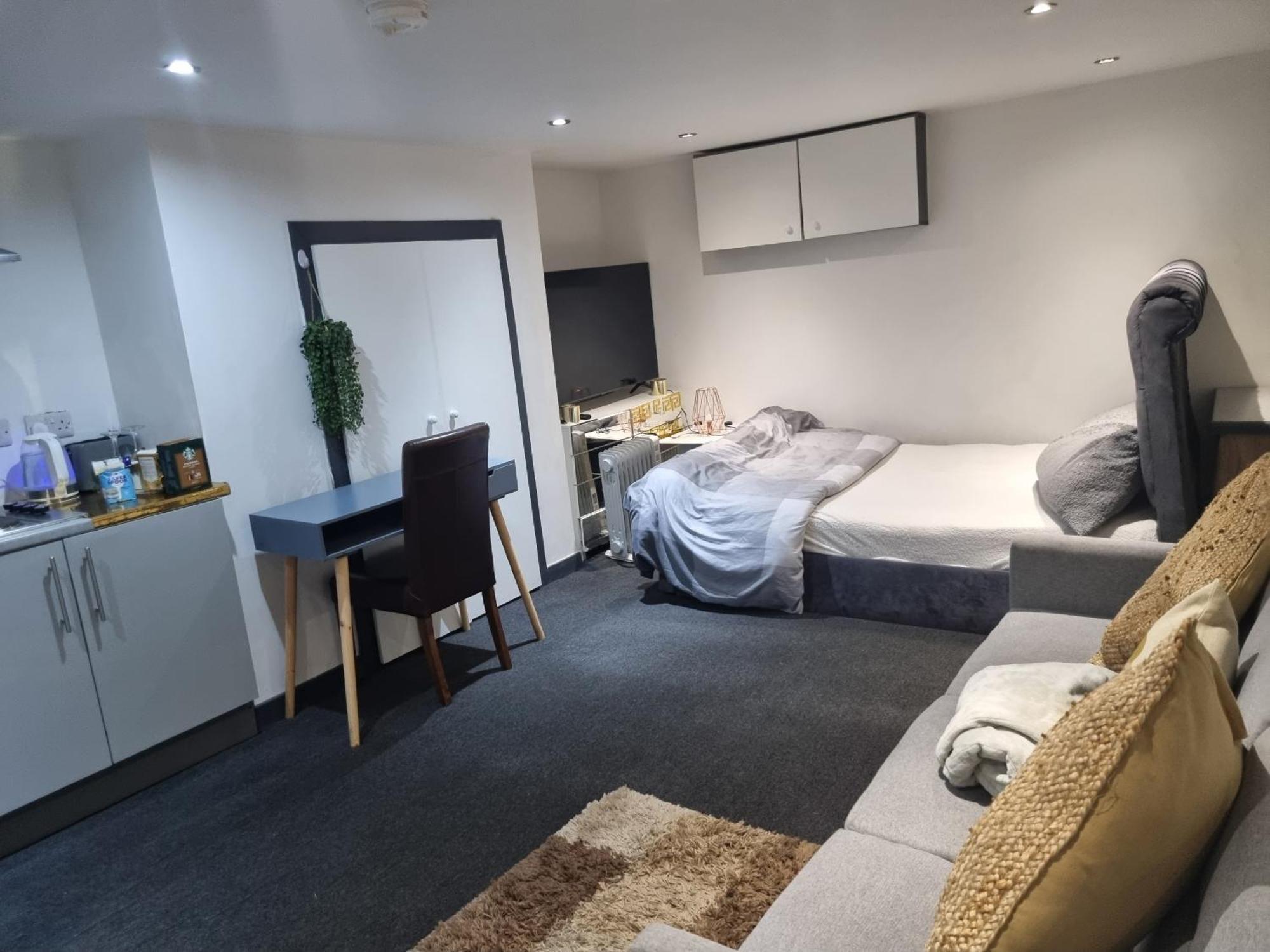 Ferienwohnung A Cosy Deluxe Size Studio With Queen Size And Sofa Bed Leeds  Exterior foto